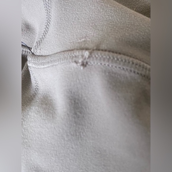 Aritzia Golden BUTTER Cheeky Hi-Rise Flare Legging - Picture 7 of 8